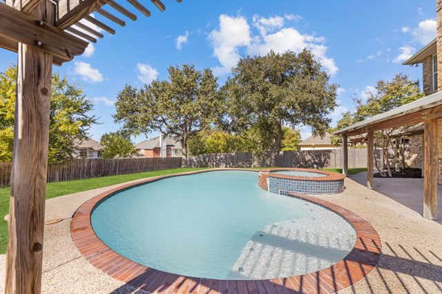 8109 Island Park Court, Fort Worth, TX 76137