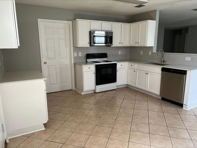 2712 Lazy Oak Drive, Little Elm, TX 75068