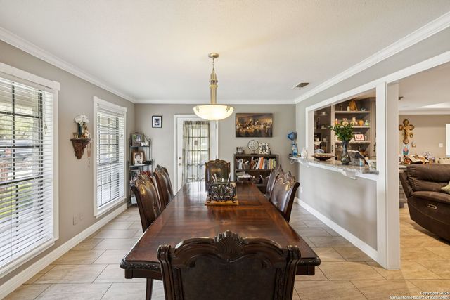 450 Georg Oaks, Bulverde, TX 78163