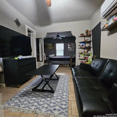 450 Georg Oaks, Bulverde, TX 78163