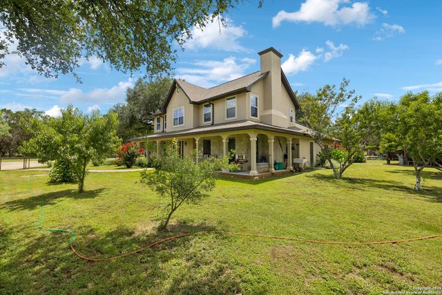 450 Georg Oaks, Bulverde, TX 78163
