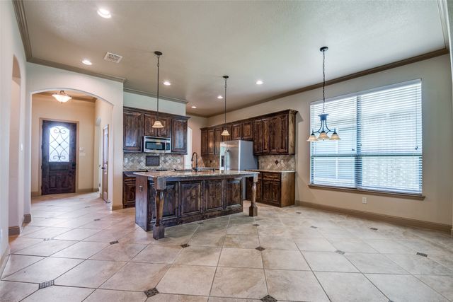 2204 Hartley Drive, Forney, TX 75126