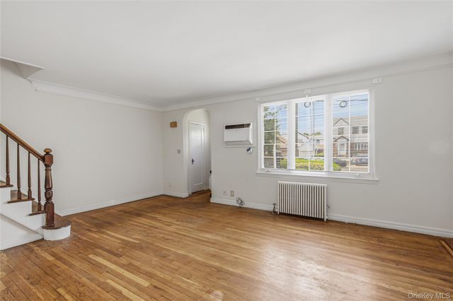 198-22 29th Avenue, Flushing, NY 11358