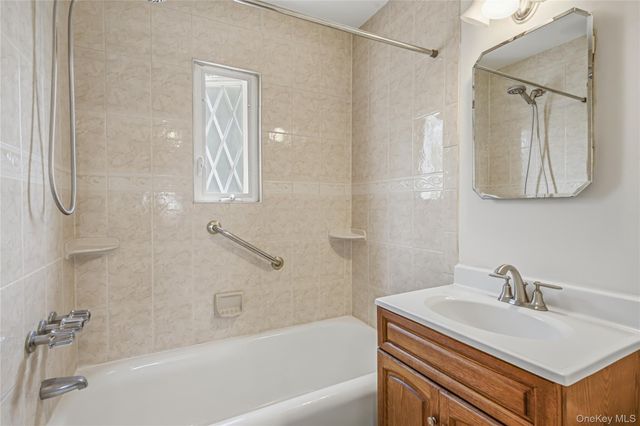 198-22 29th Avenue, Flushing, NY 11358