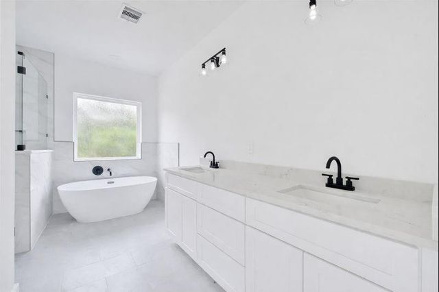 2511 Garapan Street, Houston, TX 77091