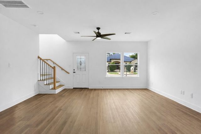 2511 Garapan Street, Houston, TX 77091