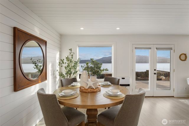 1180 Beckett Point Road, Port Townsend, WA 98368