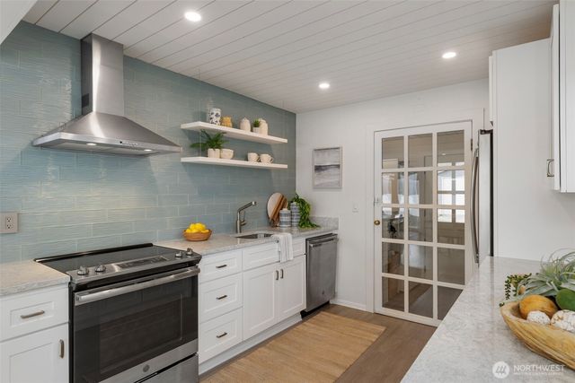 1180 Beckett Point Road, Port Townsend, WA 98368