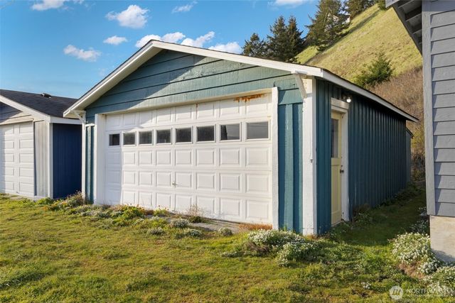 1180 Beckett Point Road, Port Townsend, WA 98368