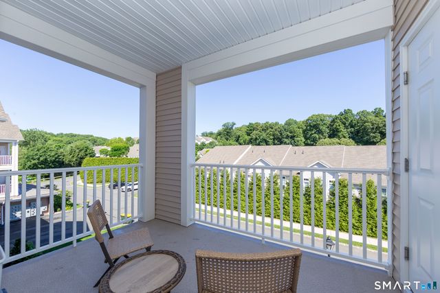 232 Brookside Court 232, Newtown, CT 06470
