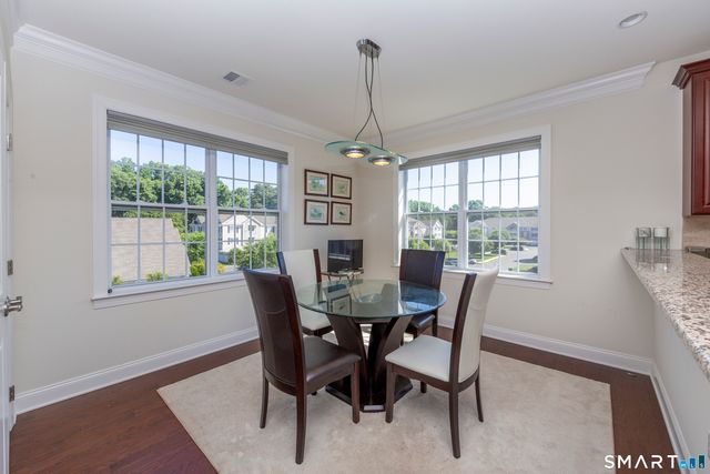 232 Brookside Court 232, Newtown, CT 06470