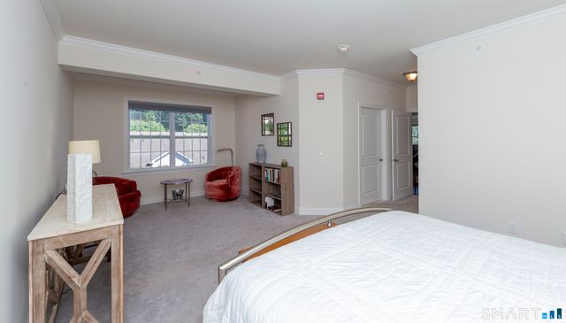 232 Brookside Court 232, Newtown, CT 06470