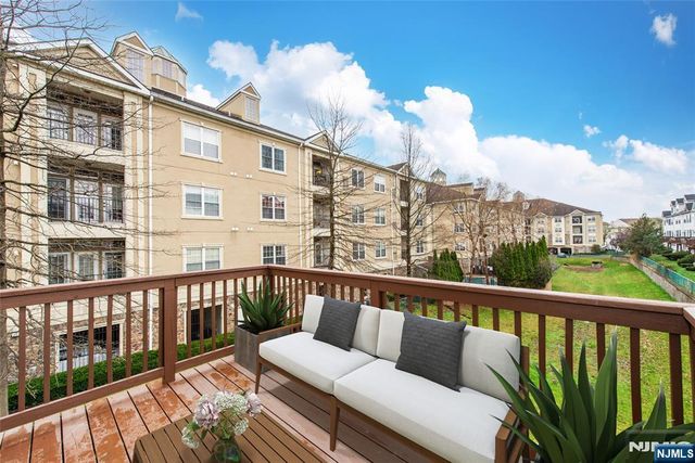 177 Brittany Court, Clifton, NJ 07013