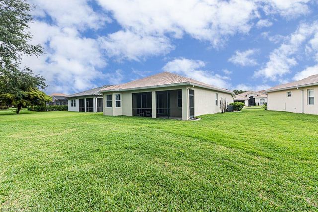 12822 Ivory Stone LOOP, Fort Myers, FL 33913
