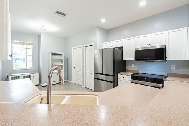 12822 Ivory Stone LOOP, Fort Myers, FL 33913