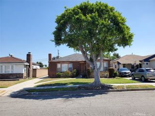 2912 W 82nd Place, Inglewood, CA 90305