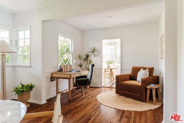 222 W Hillsdale Street, Inglewood, CA 90302