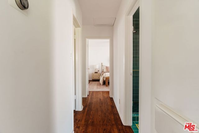 222 W Hillsdale Street, Inglewood, CA 90302