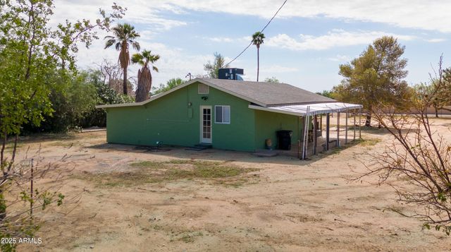 22810 W ROADRUNNER Lane, Congress, AZ 85332