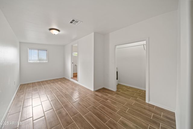 22810 W ROADRUNNER Lane, Congress, AZ 85332