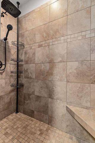 1355 PRAIRIE LAKE CIRCLE, Neenah, WI 54956