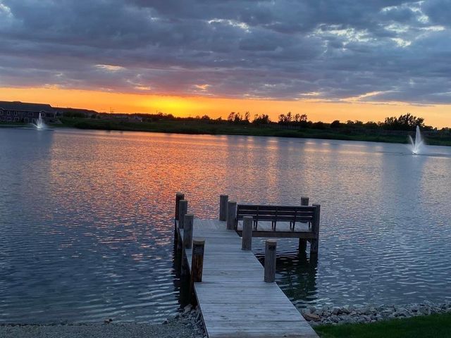 1355 PRAIRIE LAKE CIRCLE, Neenah, WI 54956