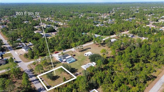 203 E 9th ST, Lehigh Acres, FL 33972