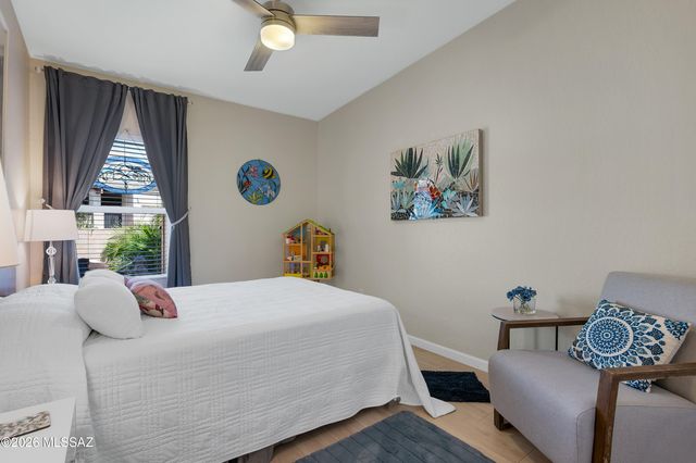 6331 N Camino Los Mochis, Tucson, AZ 85718