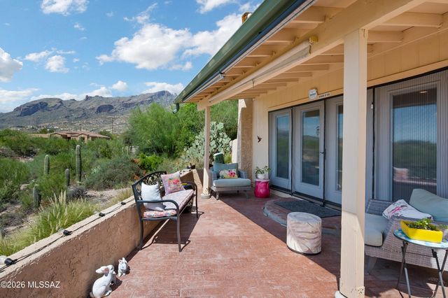 6331 N Camino Los Mochis, Tucson, AZ 85718