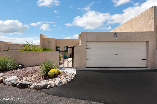 6331 N Camino Los Mochis, Tucson, AZ 85718