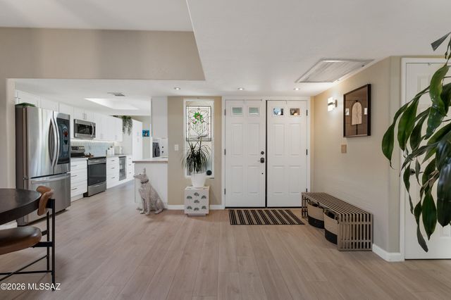 6331 N Camino Los Mochis, Tucson, AZ 85718