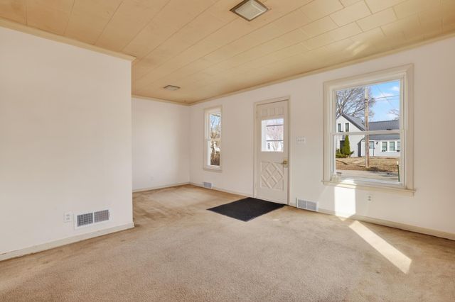 1013 2nd Avenue NW, Rochester, MN 55901