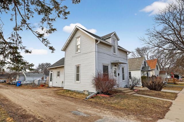 1013 2nd Avenue NW, Rochester, MN 55901