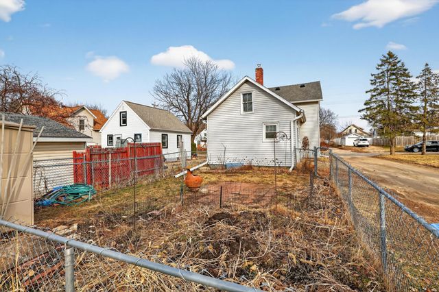 1013 2nd Avenue NW, Rochester, MN 55901