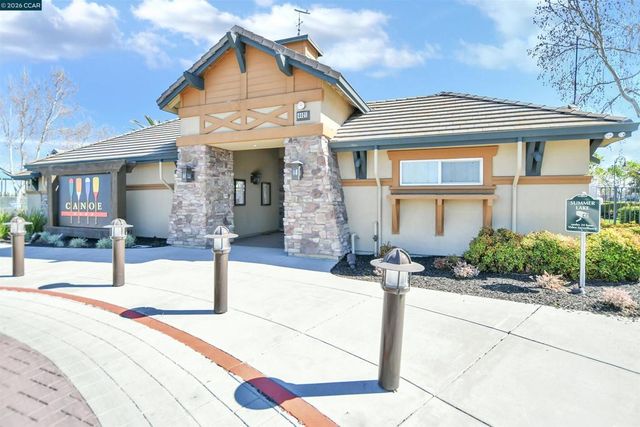 929 Painted Shore Court, Oakley, CA 94561