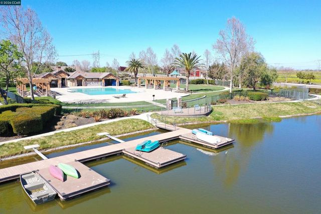 929 Painted Shore Court, Oakley, CA 94561