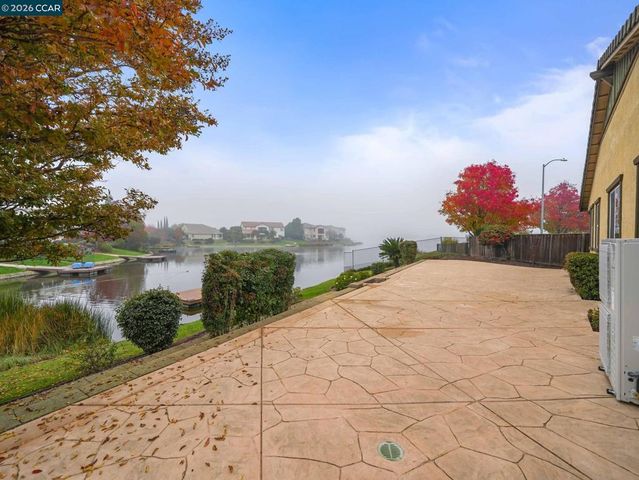 929 Painted Shore Court, Oakley, CA 94561