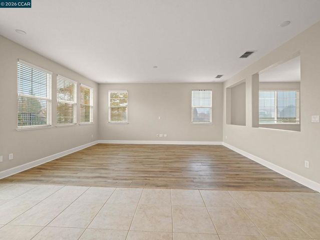 929 Painted Shore Court, Oakley, CA 94561