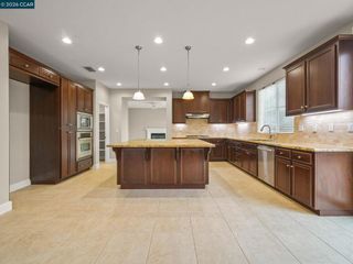 929 Painted Shore Court, Oakley, CA 94561