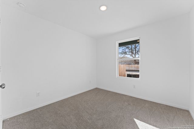 116 Ellendale Place, Fredericksburg, TX 78624