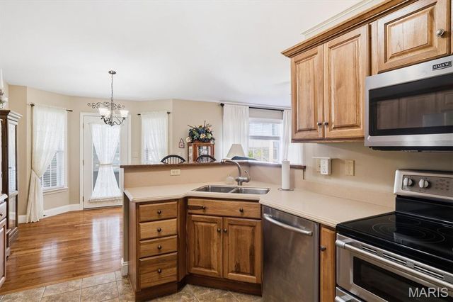 4963 South Point Road, Washington, MO 63090