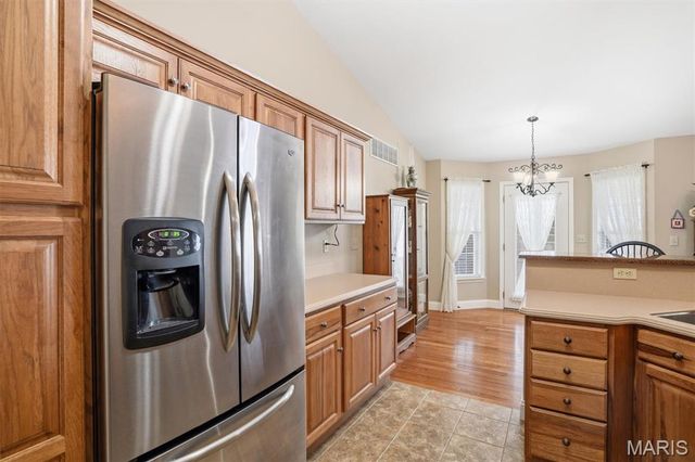 4963 South Point Road, Washington, MO 63090