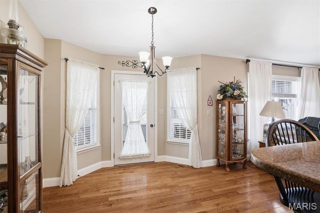 4963 South Point Road, Washington, MO 63090