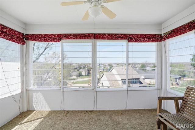 4963 South Point Road, Washington, MO 63090