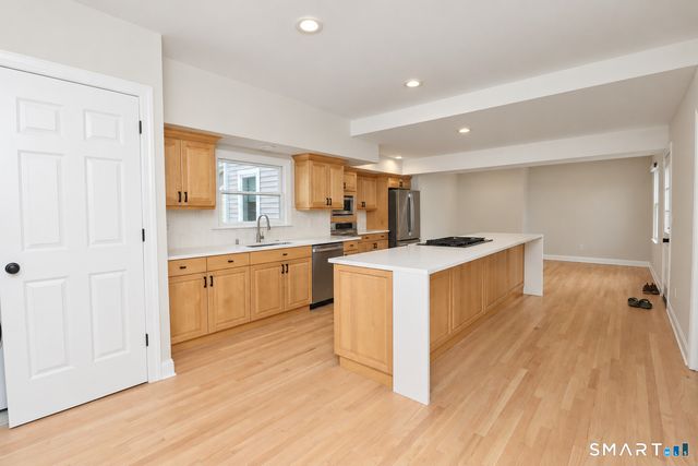 12 Center Street, Stamford, CT 06906