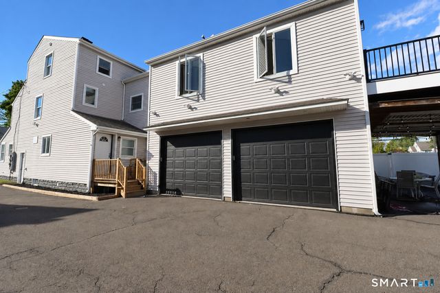 12 Center Street, Stamford, CT 06906