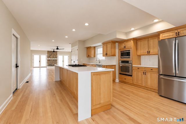 12 Center Street, Stamford, CT 06906