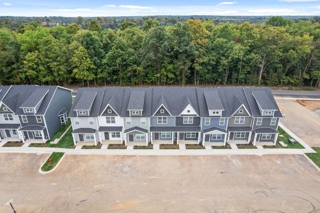 325 Front Ridge Circle, Clarksville, TN 37040