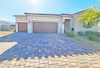 4901 Fairwood Court, Pahrump, NV 89061