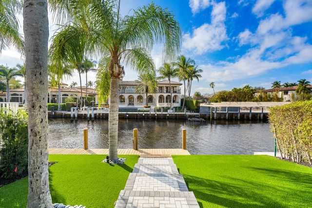 533 E Alexander Palm Road, Boca Raton, FL 33432